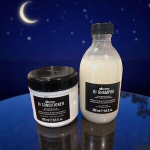 Davines Oi Holiday Gift Shampoo 9.47 oz Conditioner 8.5 oz